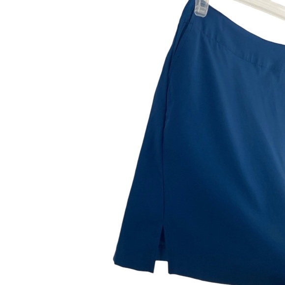Lady Hagen Blue Core Golf Active Skort - Picture 3 of 9